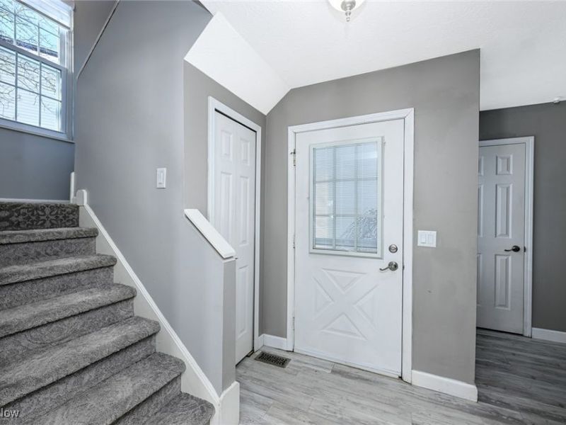 7121 W Cross Creek Trail, Brecksville, OH 44141 Photo 17