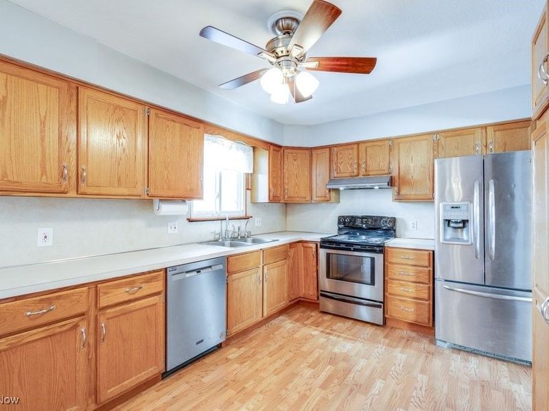 3667 Sleepy Hollow Road, Brunswick, OH 44212 Photo 11