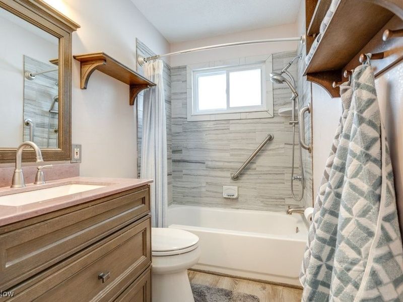 3667 Sleepy Hollow Road, Brunswick, OH 44212 Photo 13