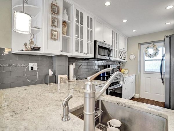 1301 E Hillsboro Blvd , Unit 307, Deerfield Beach, FL 33441