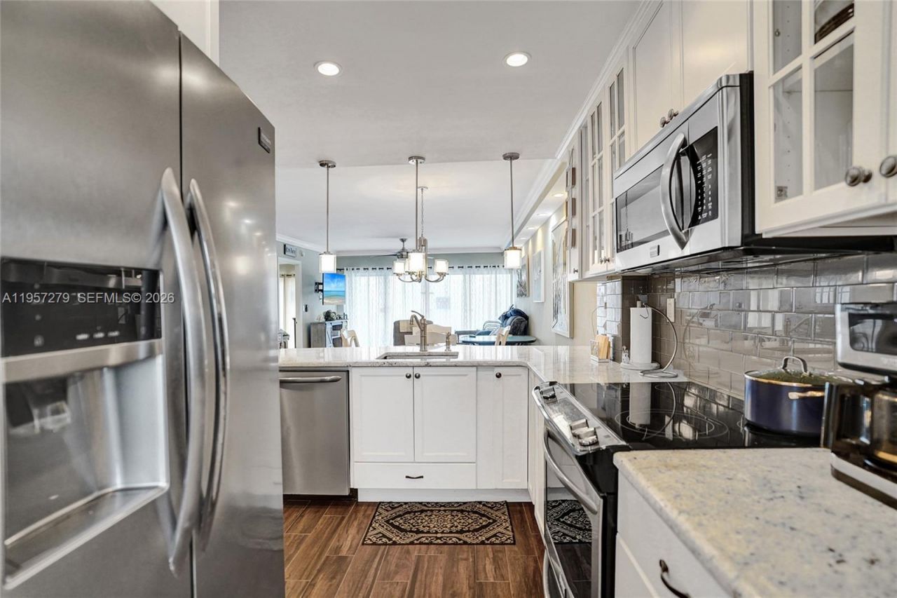 1301 E Hillsboro Blvd , Unit 307, Deerfield Beach, FL 33441 Photo