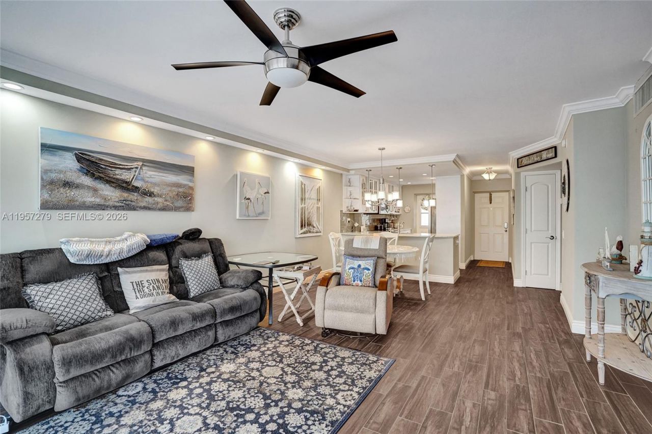 1301 E Hillsboro Blvd , Unit 307, Deerfield Beach, FL 33441 Photo