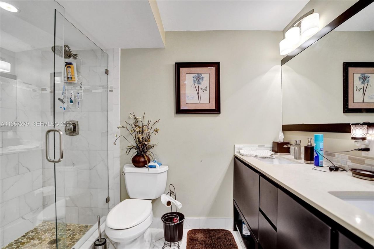 1301 E Hillsboro Blvd , Unit 307, Deerfield Beach, FL 33441 Photo