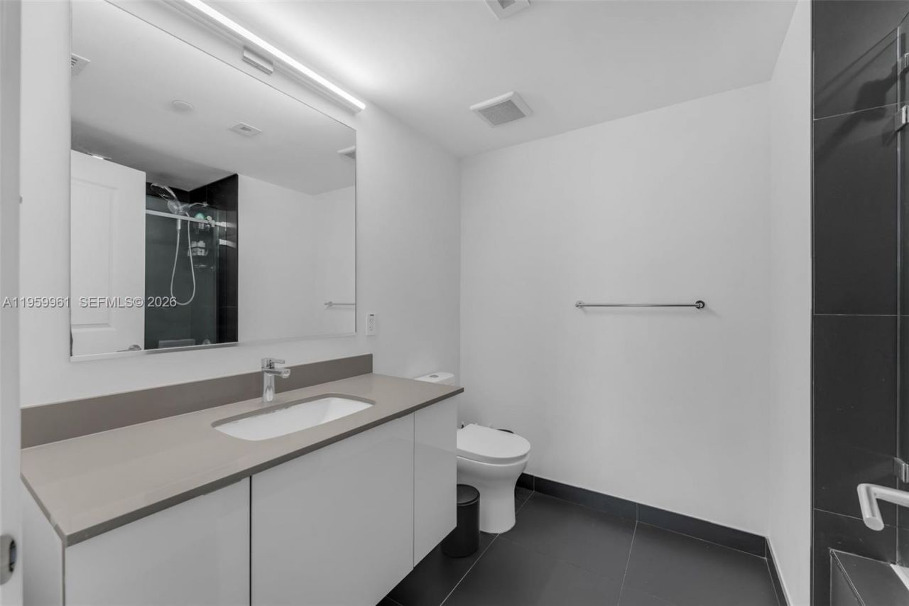 1600 NE 1st Ave, Unit 1511, Miami, FL 33132 Photo