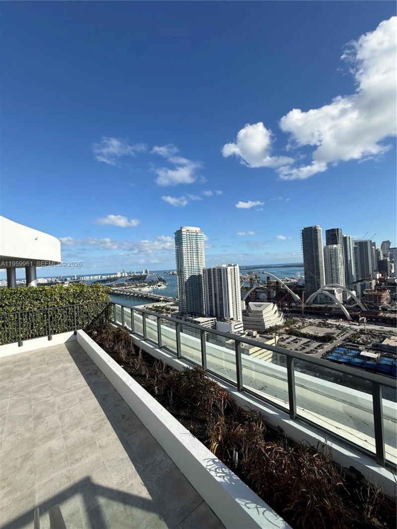 1600 NE 1st Ave, Unit 1511, Miami, FL 33132 Photo