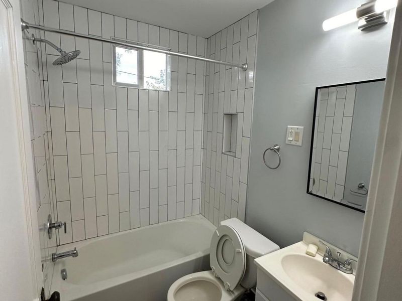 99-101 Tibet Road , Unit 2, Columbus, OH 43202 Photo 11