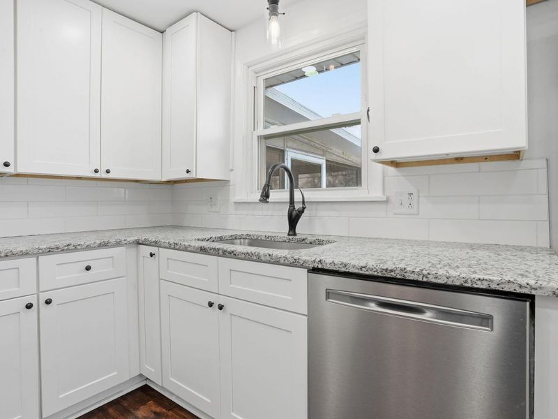 421 Clifton Avenue, Findlay, OH 45840 Photo 11