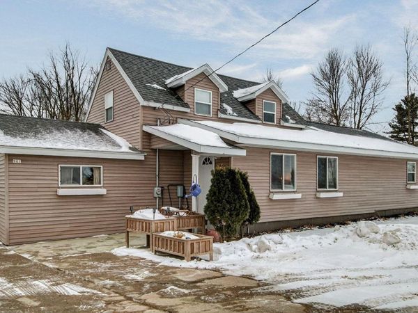 901 Riverside Drive, Cornell, WI 54732