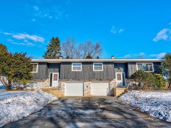 604 E Oak Street, Cottage Grove, WI 53527