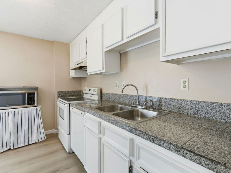 7330 Woodlow Drive, Reynoldsburg, OH 43068 Photo 10