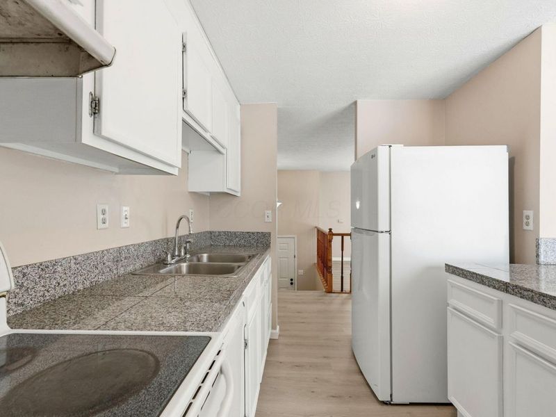 7330 Woodlow Drive, Reynoldsburg, OH 43068 Photo 13