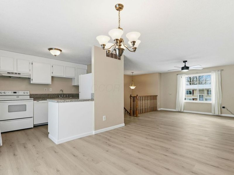 7330 Woodlow Drive, Reynoldsburg, OH 43068 Photo 14