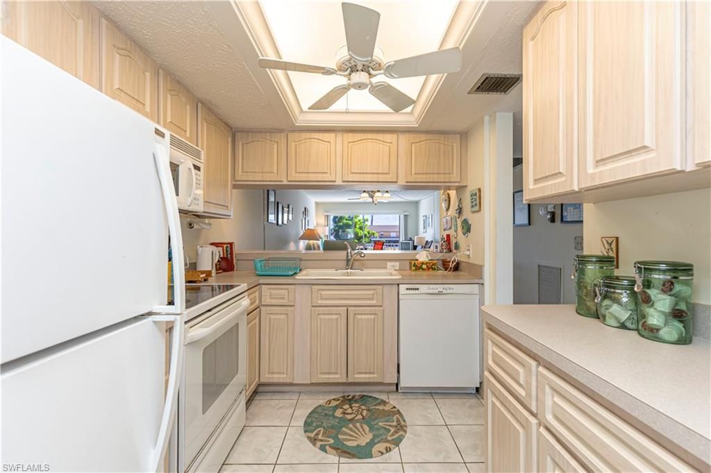 4549 SE 5th Pl, Unit 213, Cape Coral, FL 33904 Photo