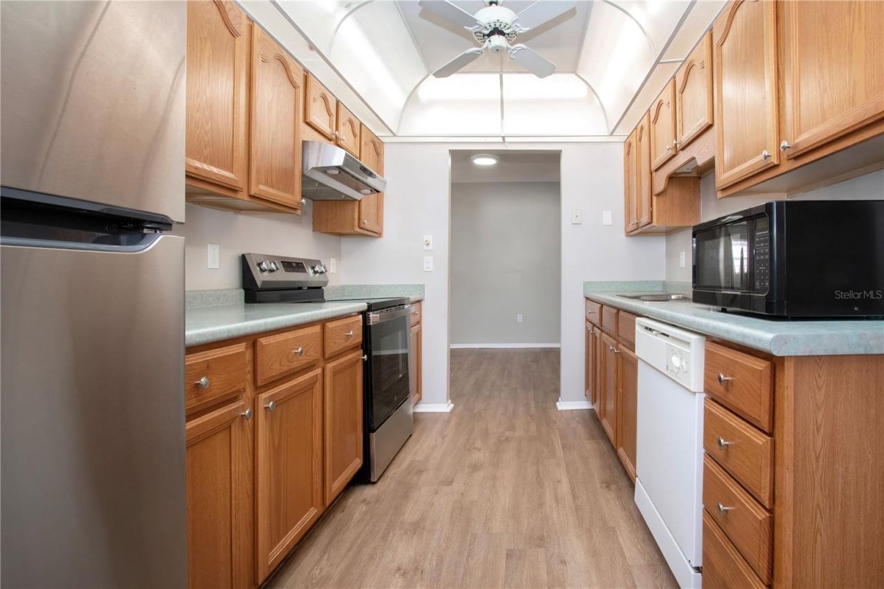 802 Buttonwood Drive, Bradenton, FL 34208 Photo