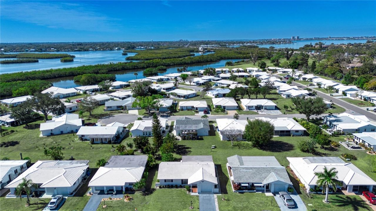 802 Buttonwood Drive, Bradenton, FL 34208 Photo