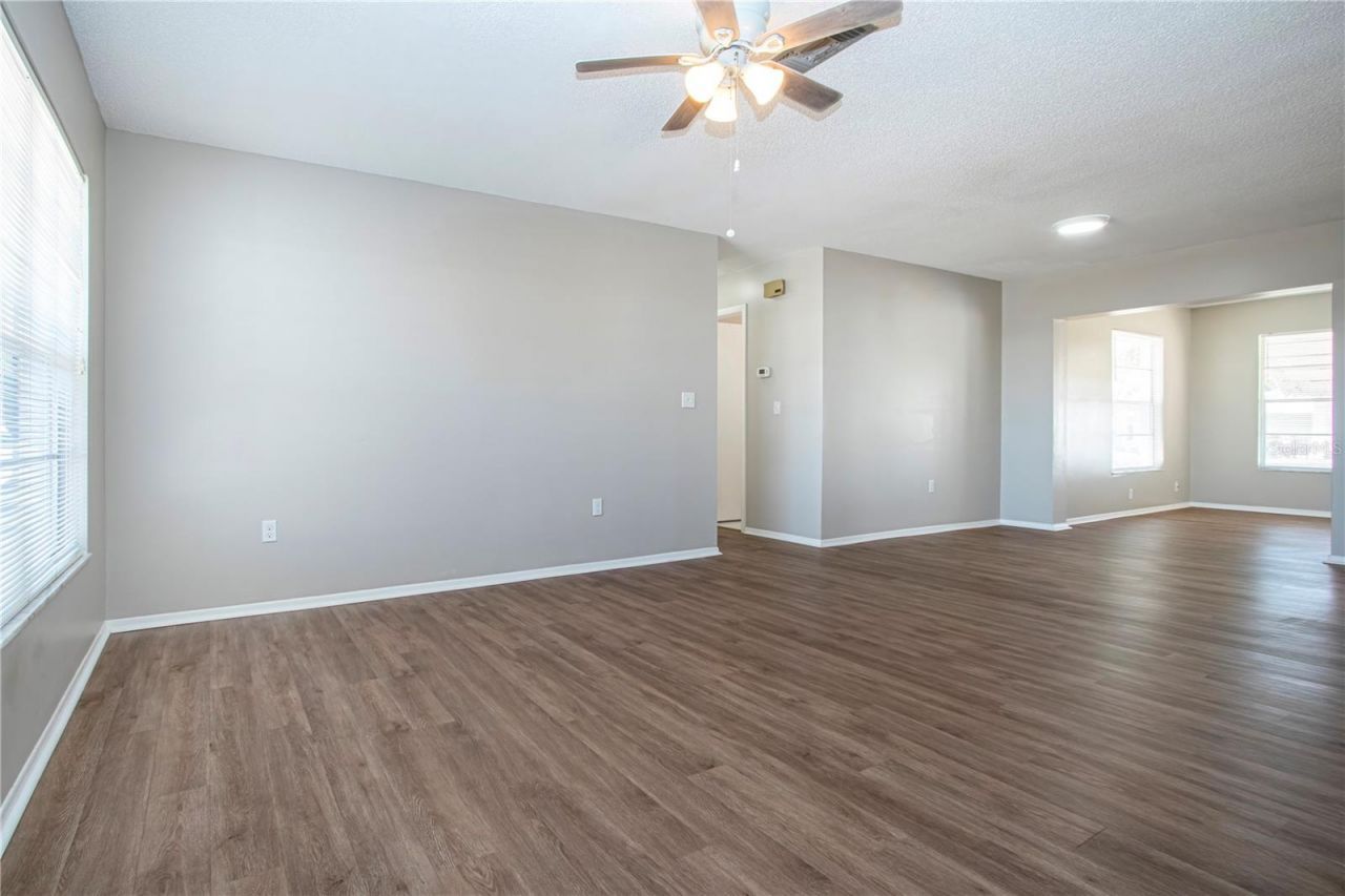 802 Buttonwood Drive, Bradenton, FL 34208 Photo