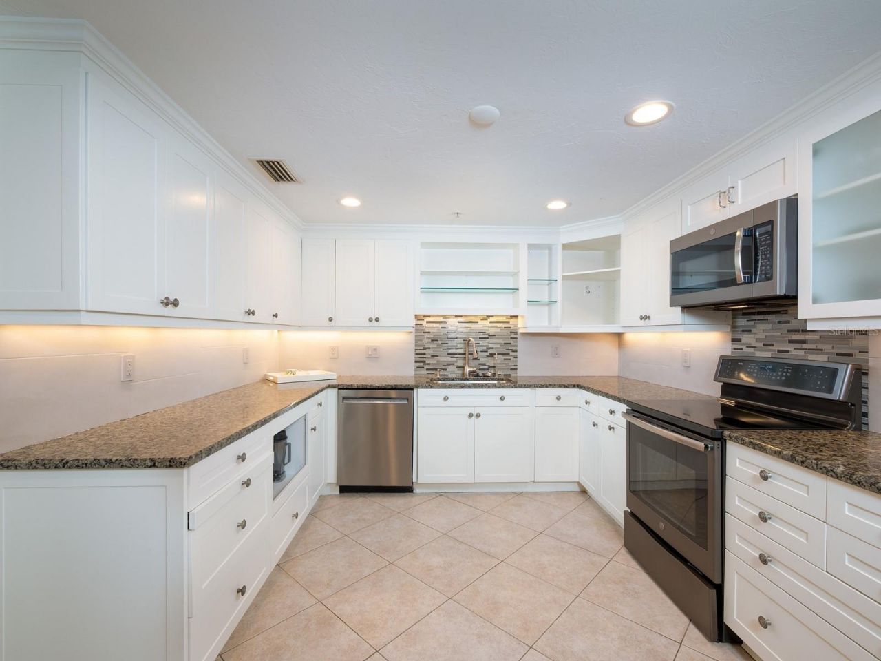 1255 N Gulfstream Avenue, Unit 1106, Sarasota, FL 34236 Photo