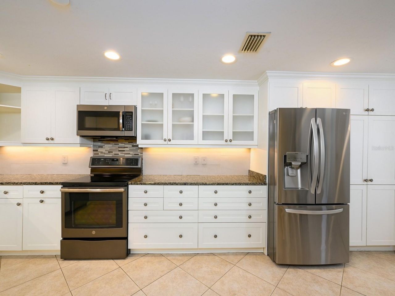 1255 N Gulfstream Avenue, Unit 1106, Sarasota, FL 34236 Photo