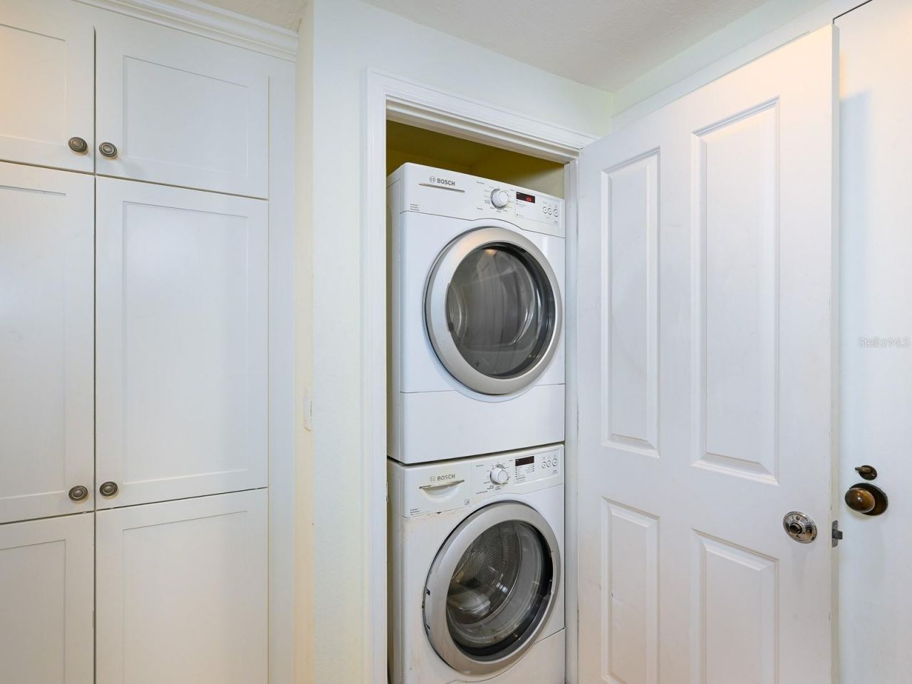 1255 N Gulfstream Avenue, Unit 1106, Sarasota, FL 34236 Photo