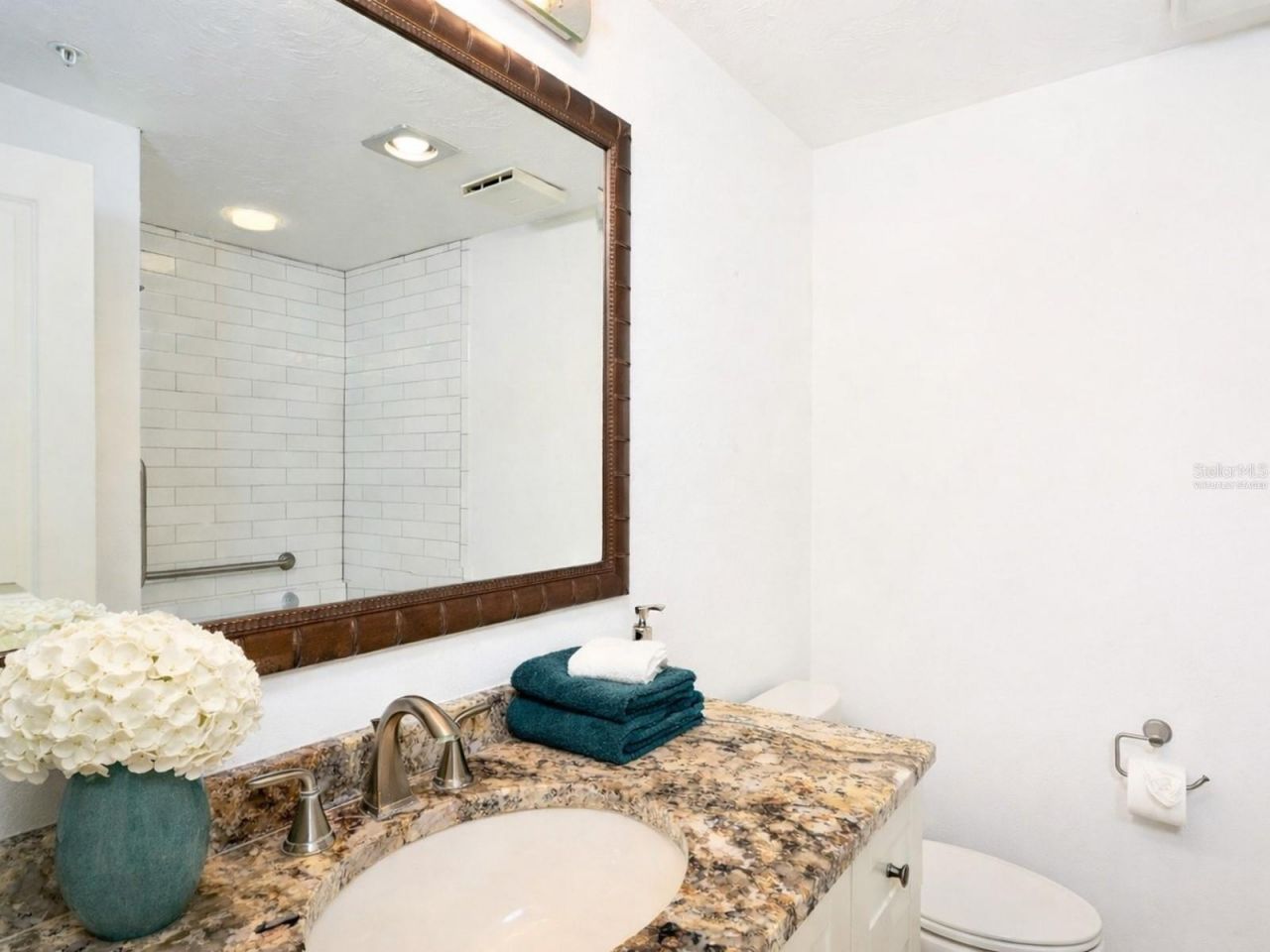1255 N Gulfstream Avenue, Unit 1106, Sarasota, FL 34236 Photo