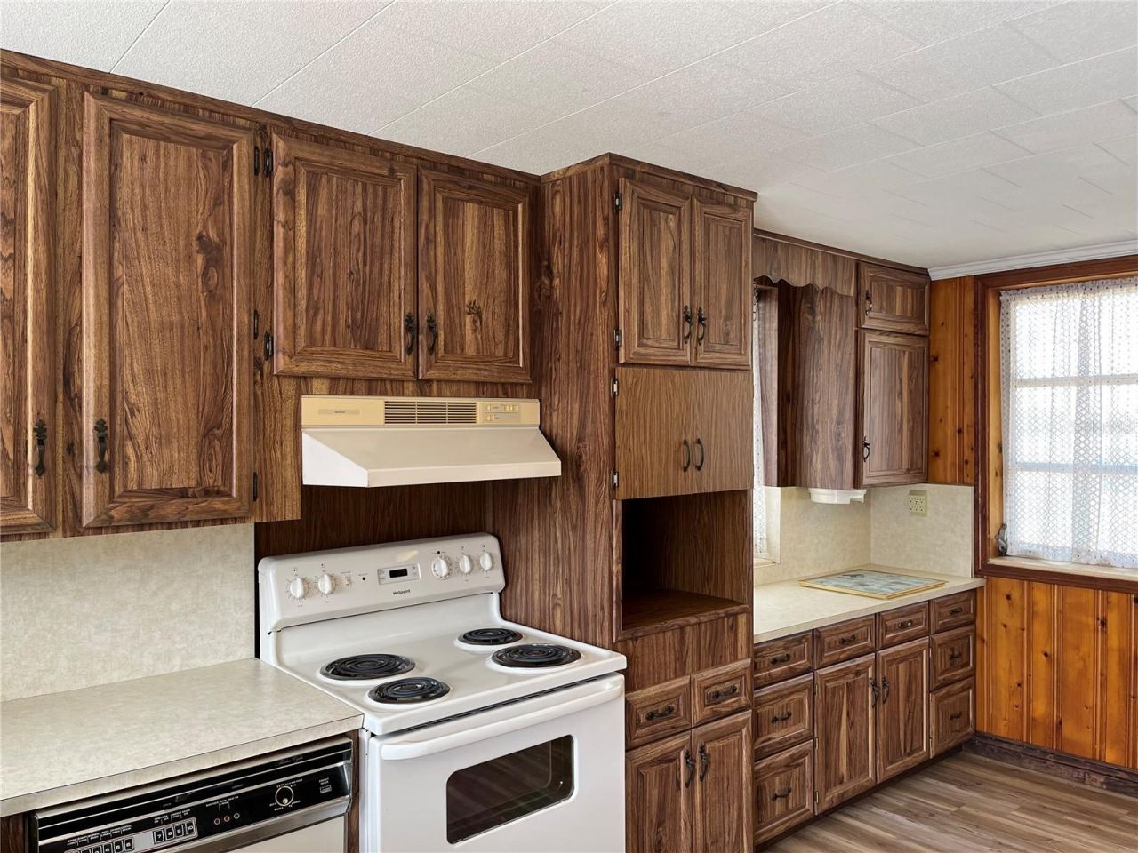 2004 S Riverside Drive, Edgewater, FL 32141 Photo