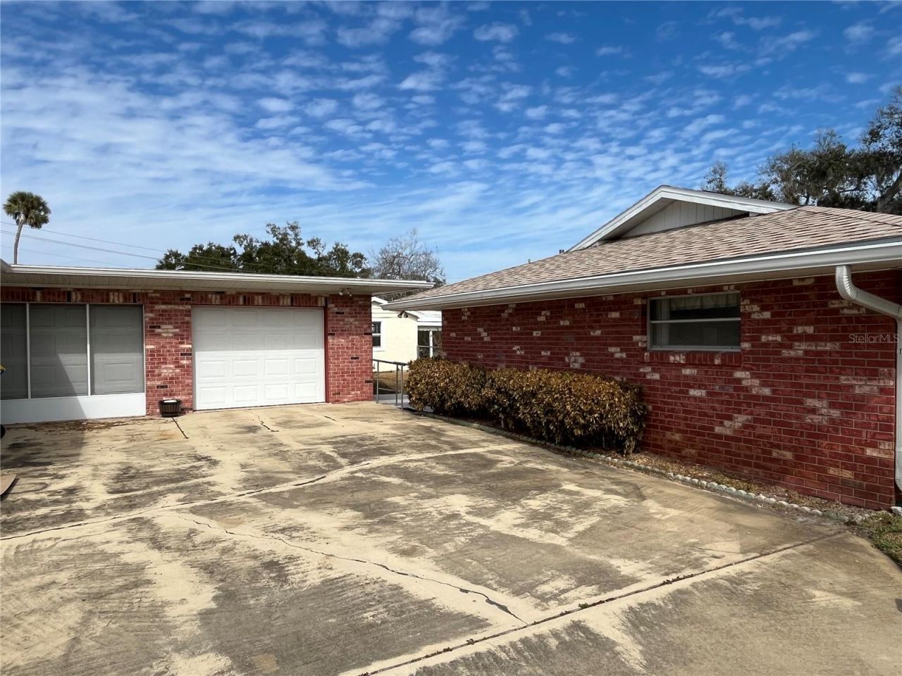 2004 S Riverside Drive, Edgewater, FL 32141 Photo