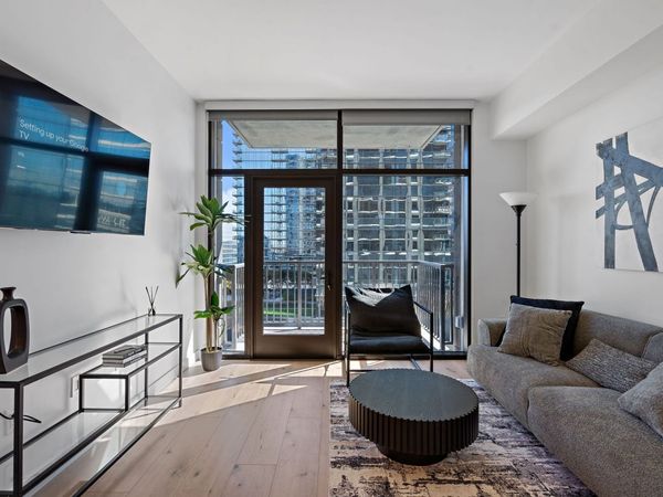 1212 Demonbreun St, Unit 806, Nashville, TN 37203