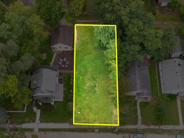 1214 E Mckinley Avenue, South Bend, IN 46617