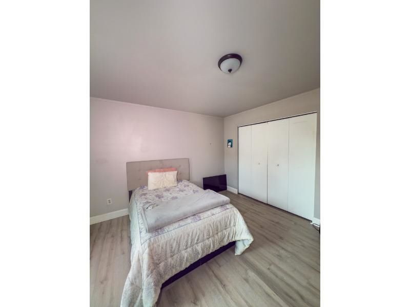 2000 Greens Blvd. Photo 13