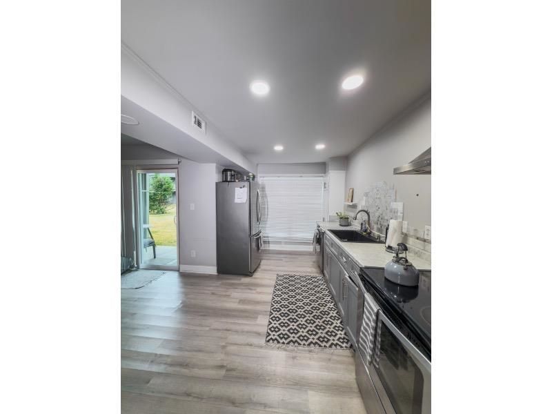 2000 Greens Blvd. Photo 26