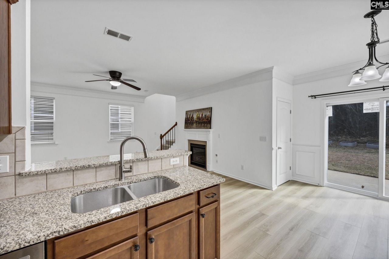 216 Ashmore Lane Photo 13