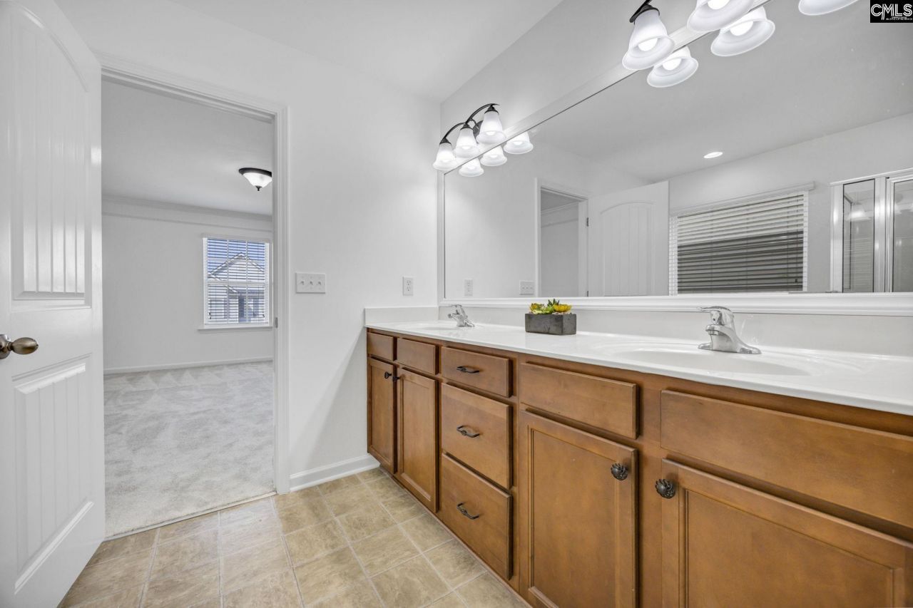 216 Ashmore Lane Photo 22