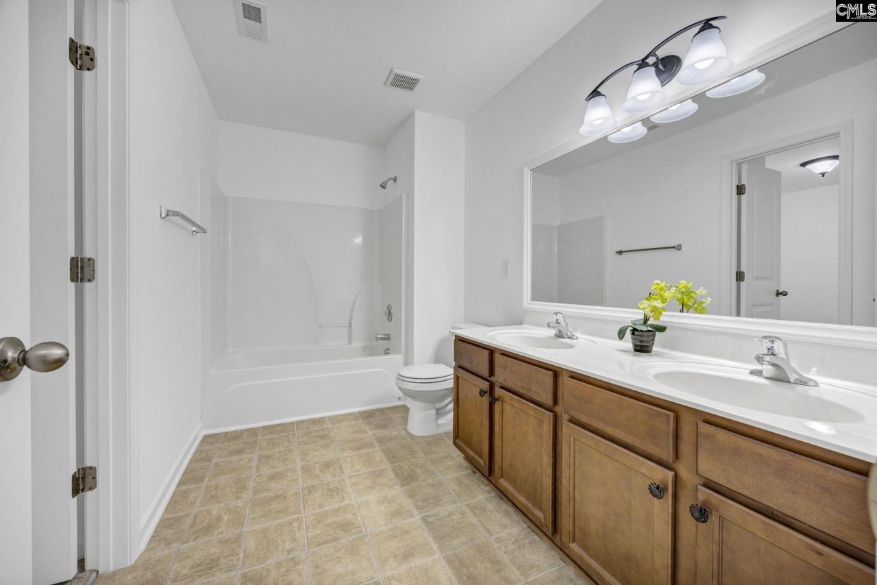 216 Ashmore Lane Photo 28