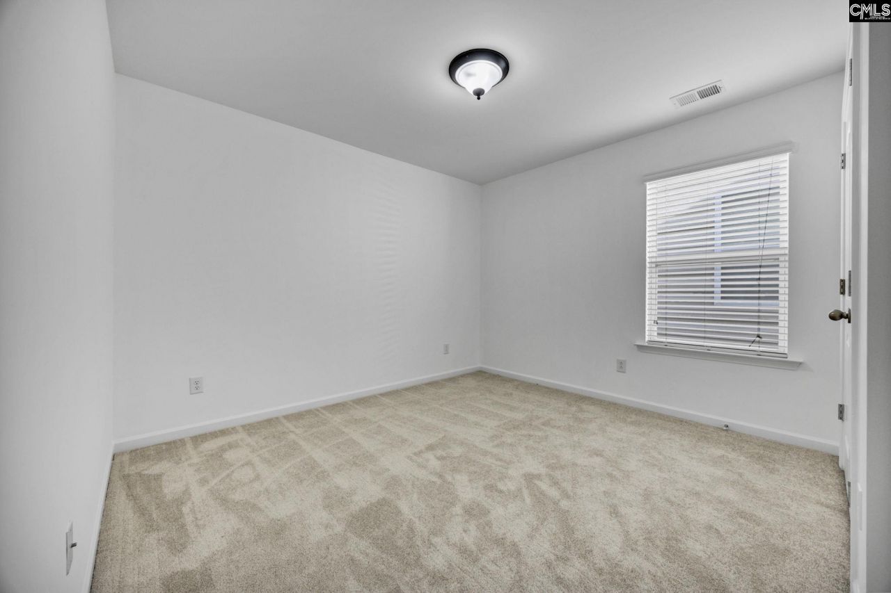 216 Ashmore Lane Photo 31