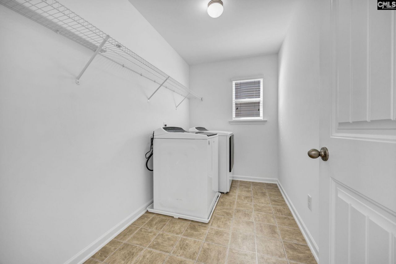 216 Ashmore Lane Photo 34