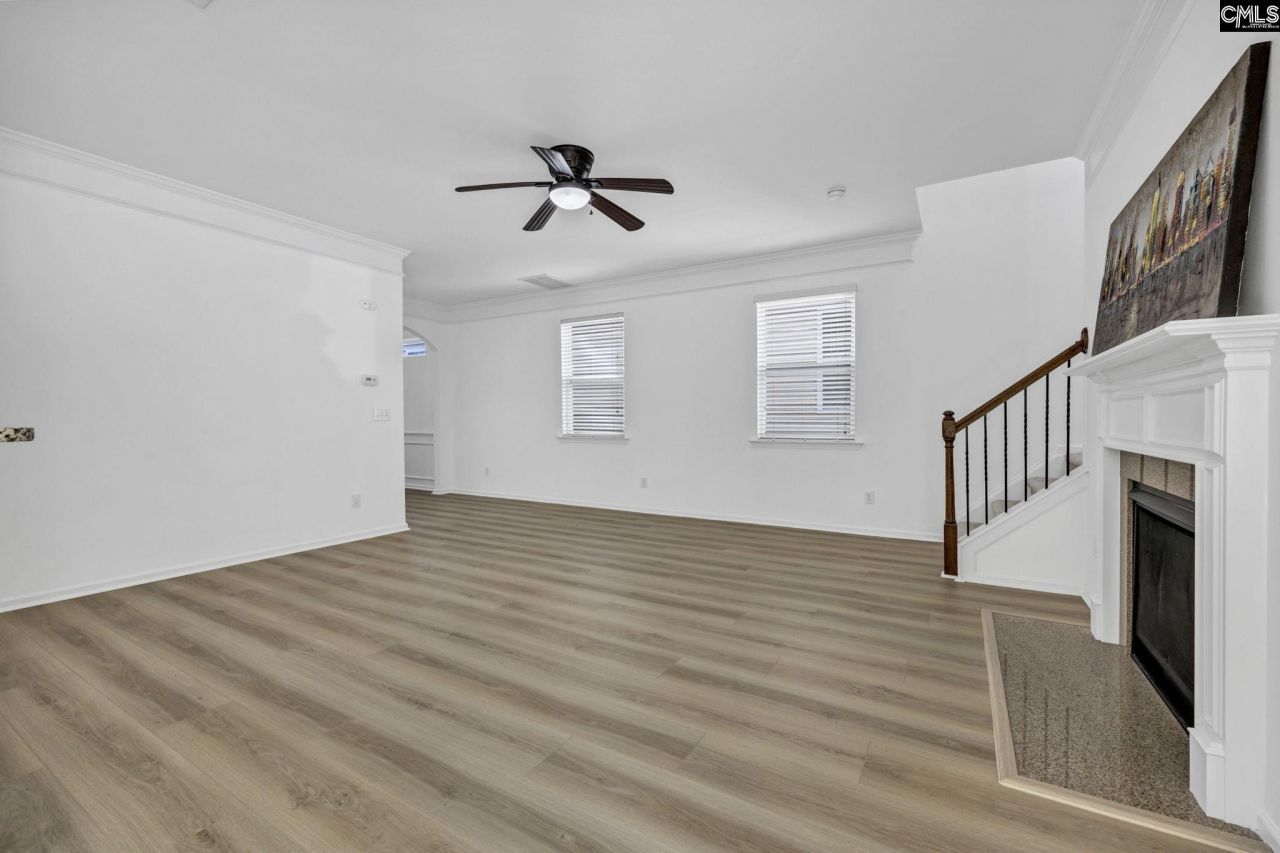 216 Ashmore Lane Photo 7