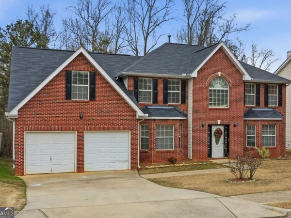 645 Wildboar Court, Fairburn, GA 30213