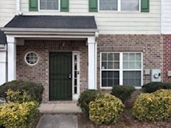 290 Brookview Drive, Riverdale, GA 30274