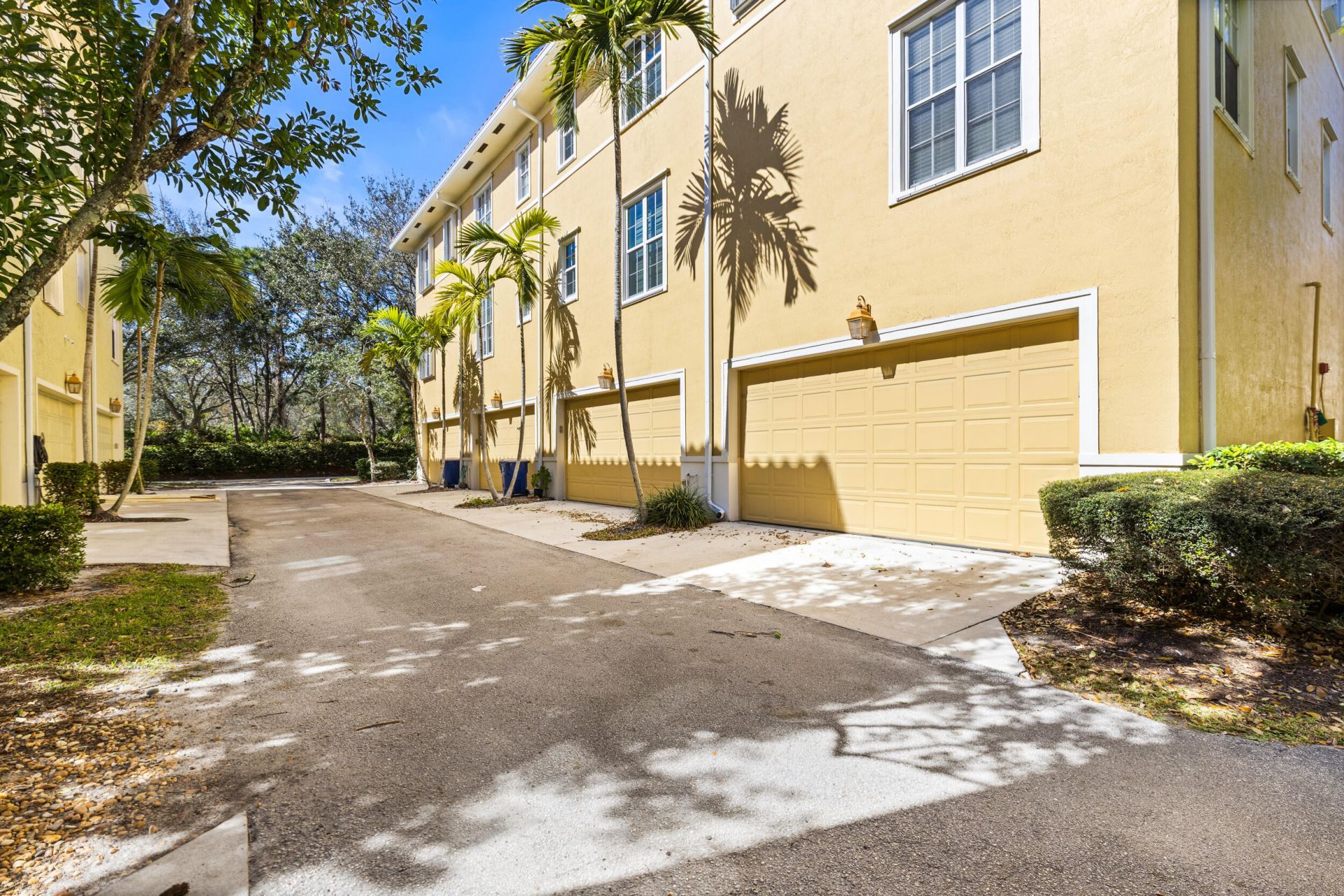 104 Osceola Lane, Jupiter, FL 33458 Photo