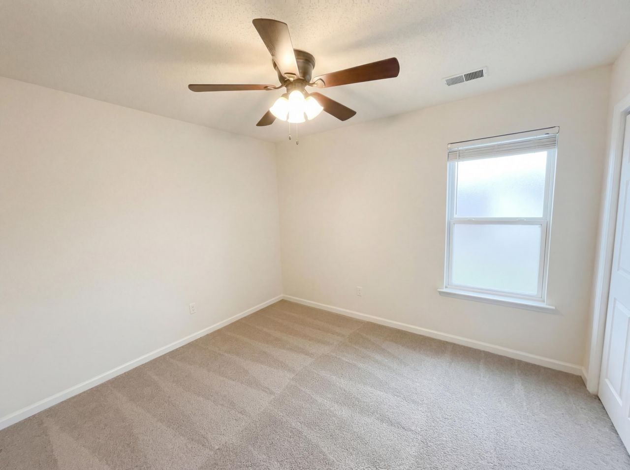 111 Jasmine Lane Photo 7