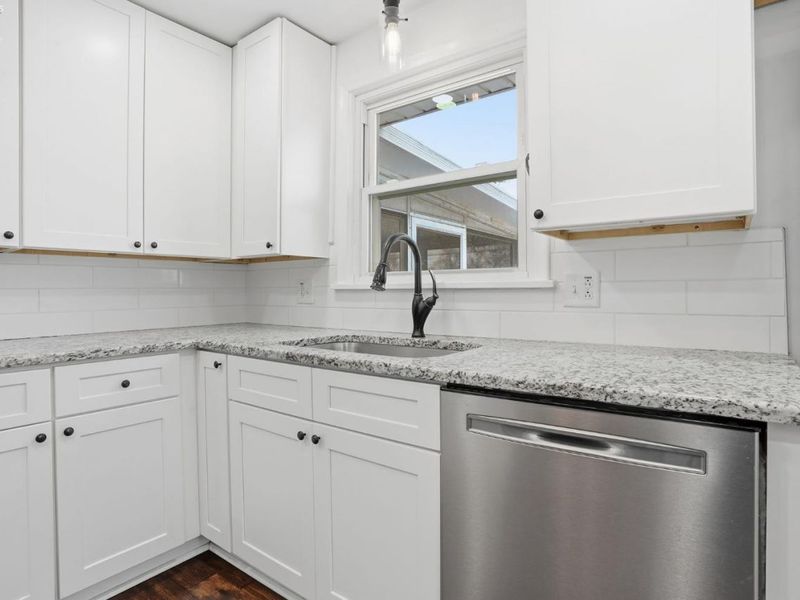 421 Clifton Avenue, Findlay, OH 45840 Photo 11