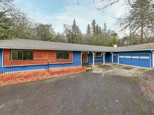 498 Palomino Drive, Grants Pass, OR 97526