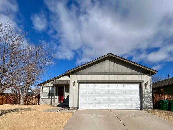 986 Montero Drive, Sparks, NV 89436