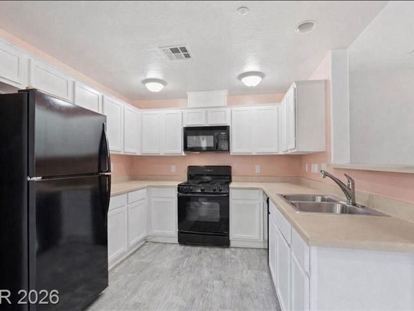 6868 Sky Pointe Drive, Unit 1006, Las Vegas, NV 89131