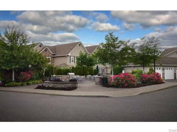 1420 Dolphin Lane , Unit 1420, Holbrook, NY 11741