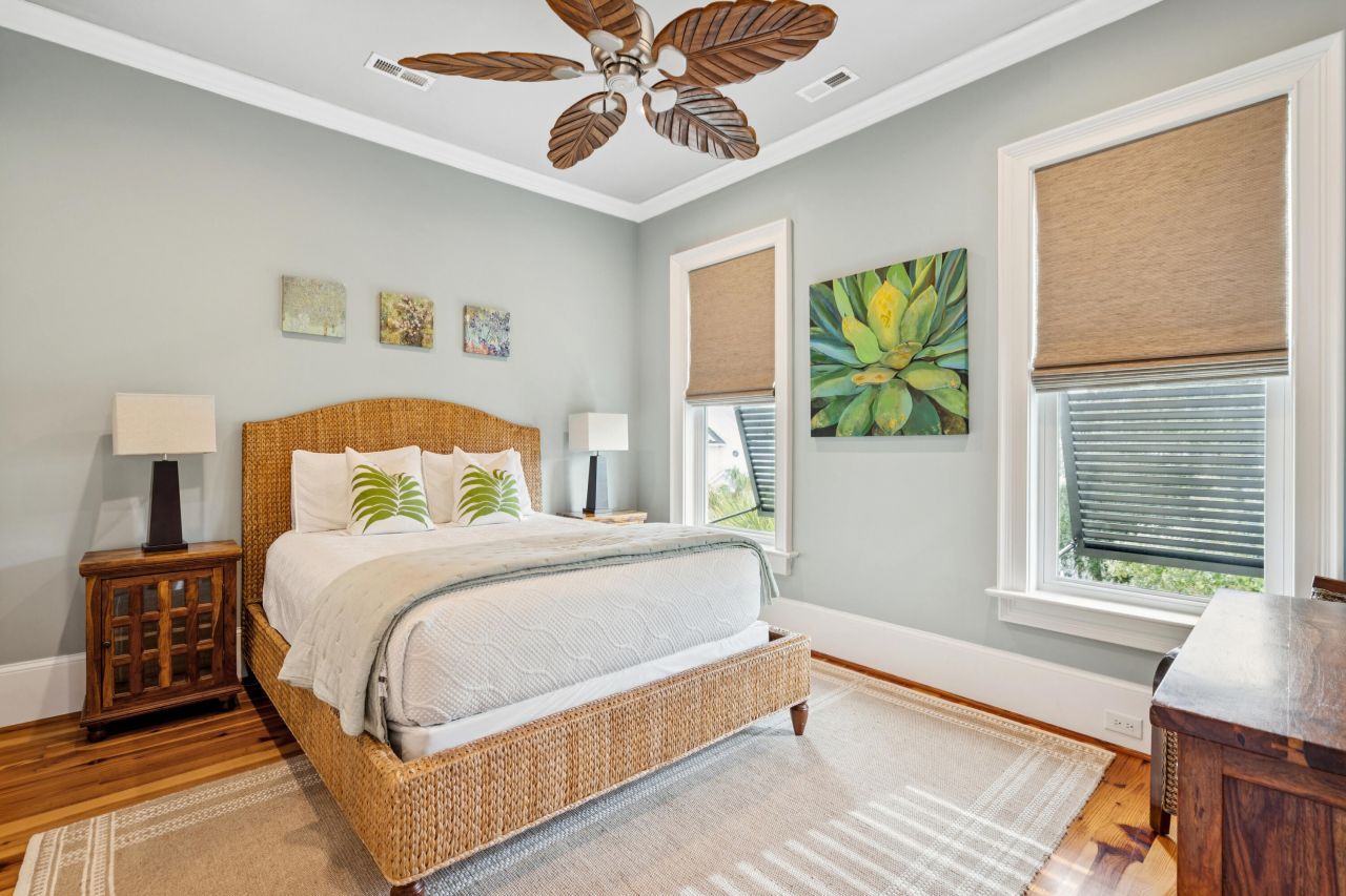 25 Ocean Point Drive Photo 37