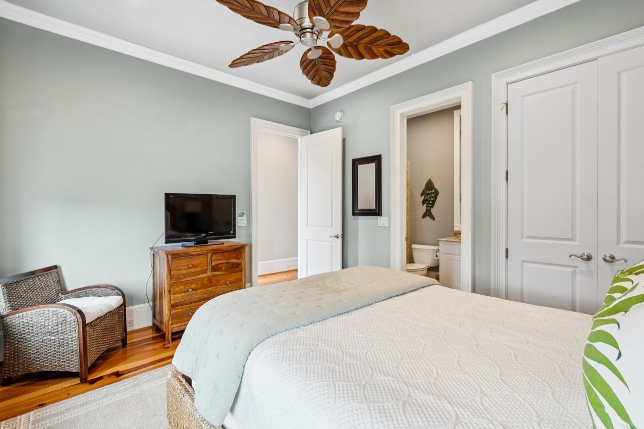 25 Ocean Point Drive Photo 38