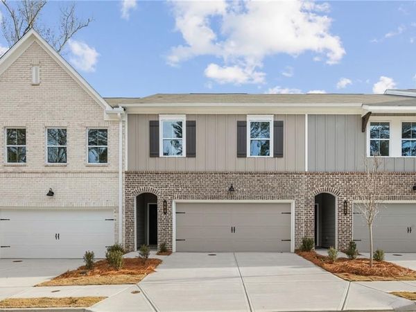 660 Sunstone Lane, Lawrenceville, GA 30043