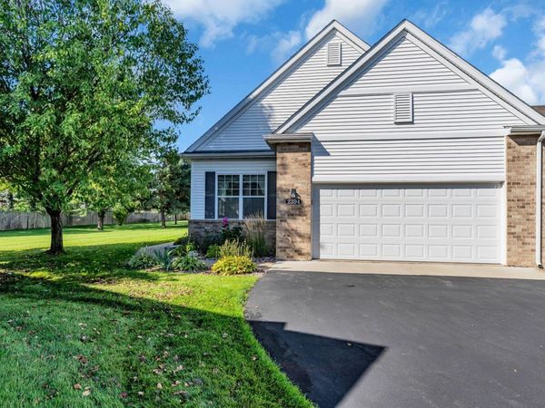 2394 Beech Street W, Rosemount, MN 55068