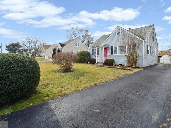 112 UPLAND ROAD, BROOKHAVEN, PA 19015